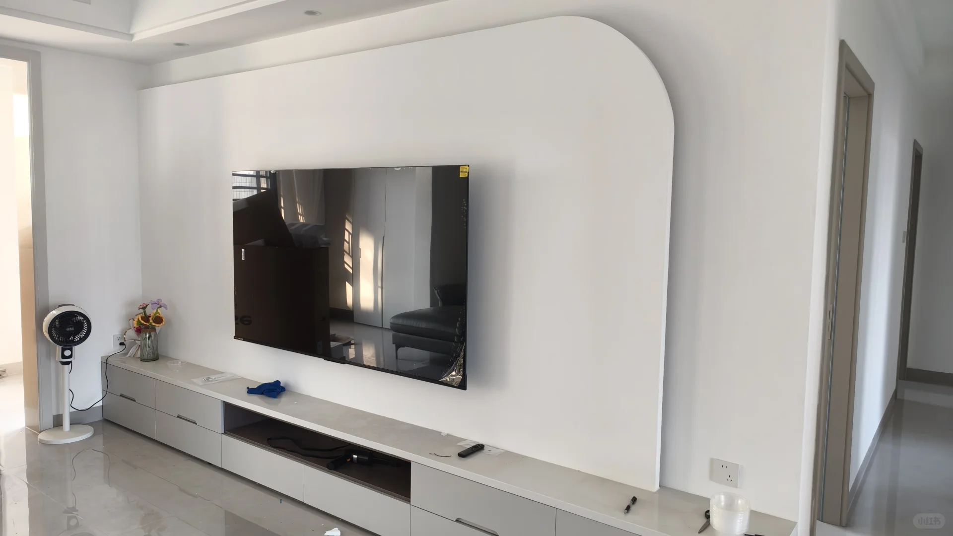 “新家新伙伴”——电视机