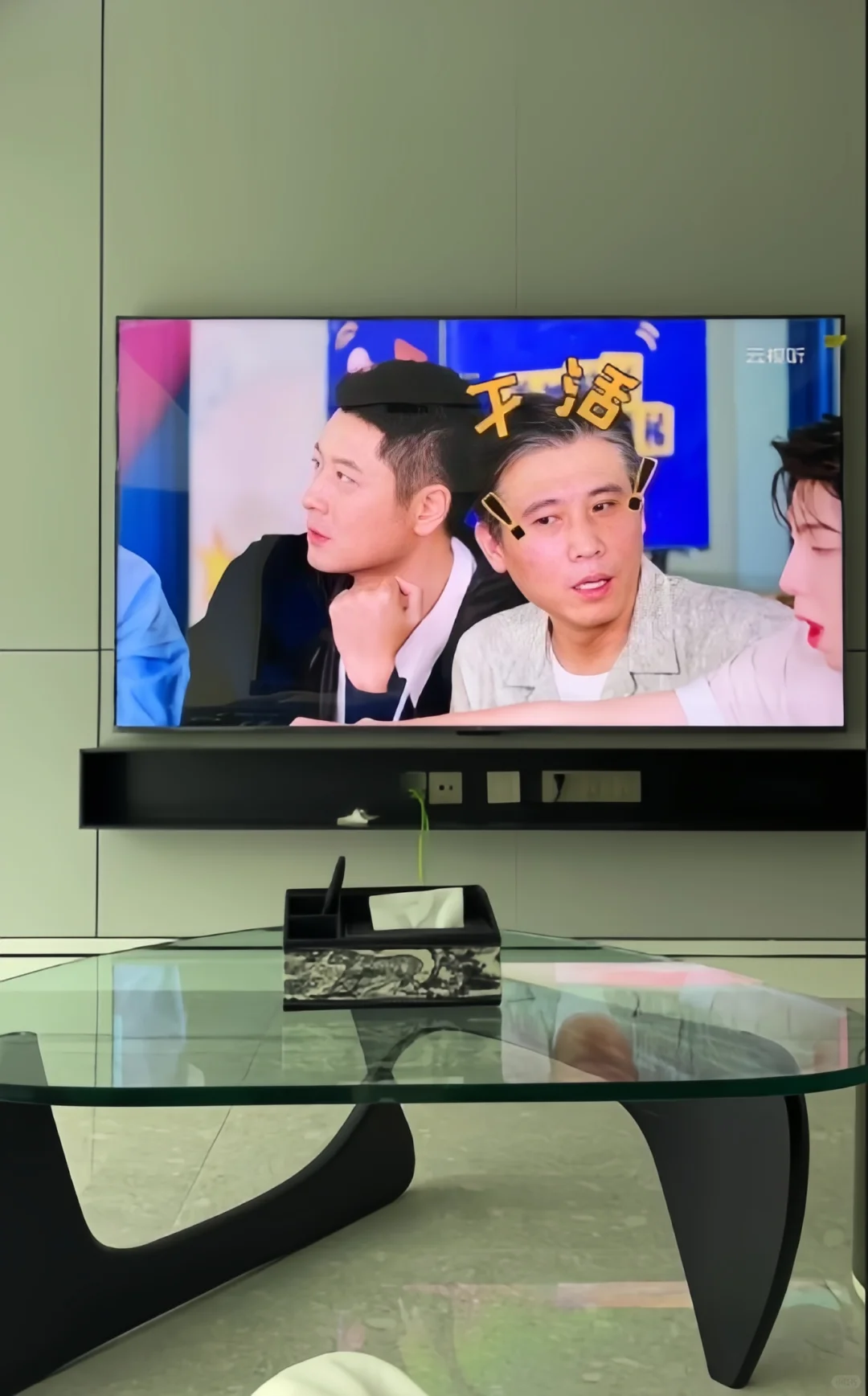 你们都在玩梗，而我是真的买了TCL……