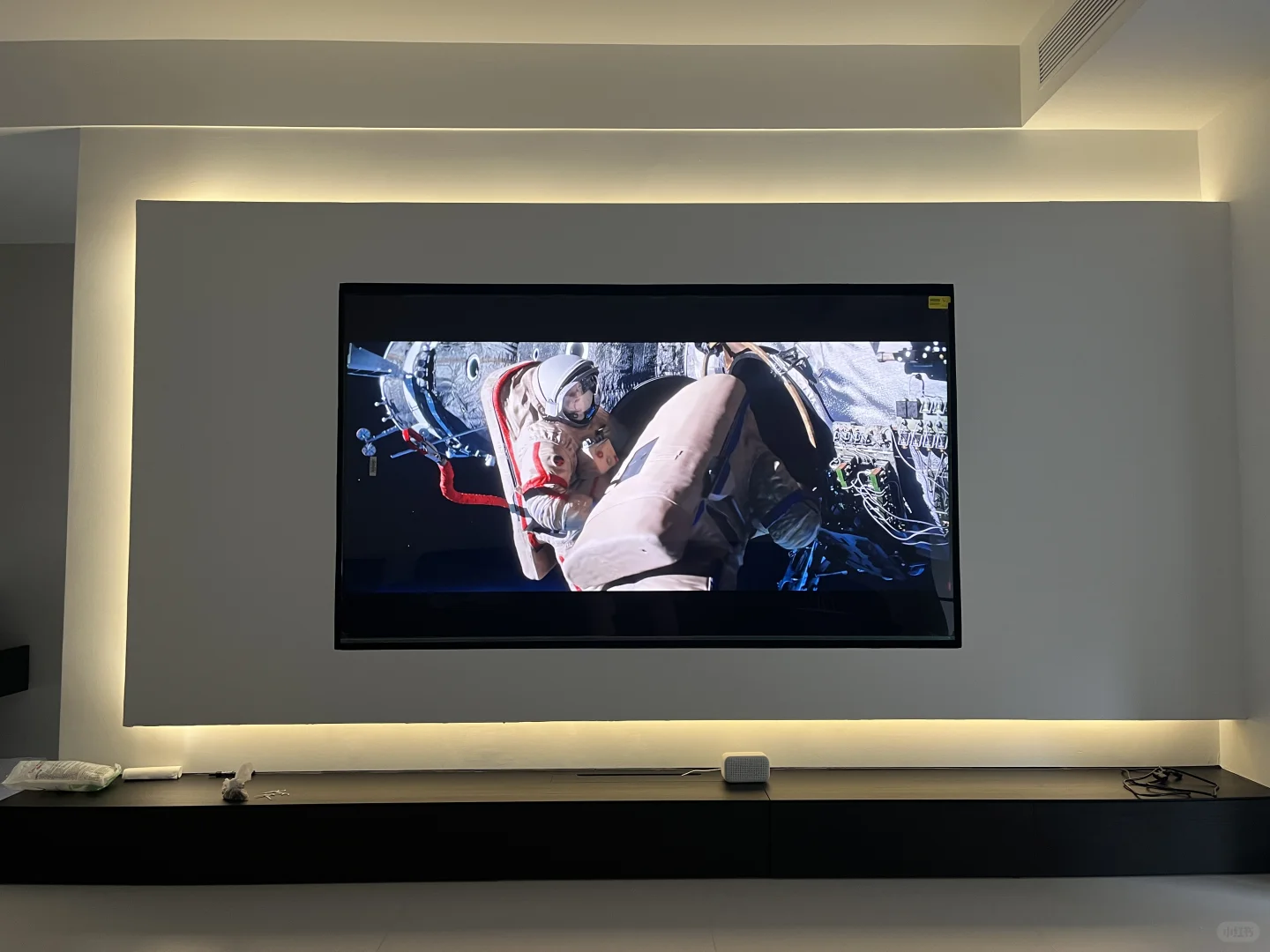 酷开85K6 miniLED电视机终于安装了🎉