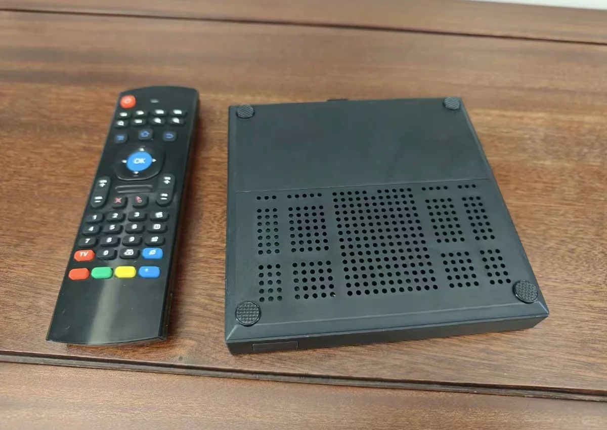 骁龙8Gen2手机暴改安卓盒子，二手成品700元