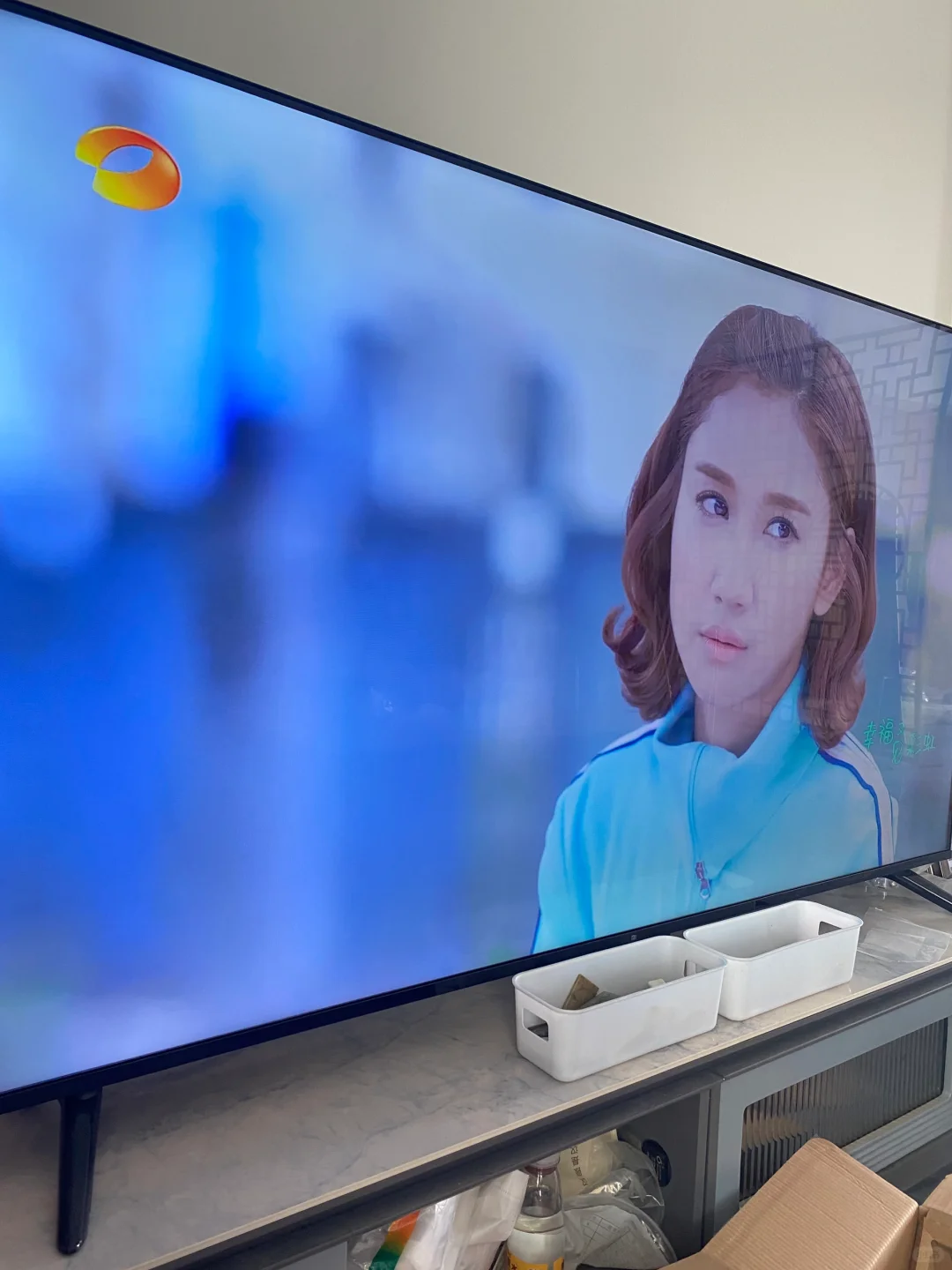 什么？老妈拉你看电视你闷头没有思路