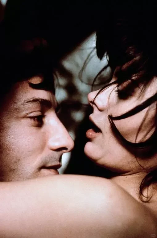 精致、细腻、唯美的电影《法国仲夏夜》