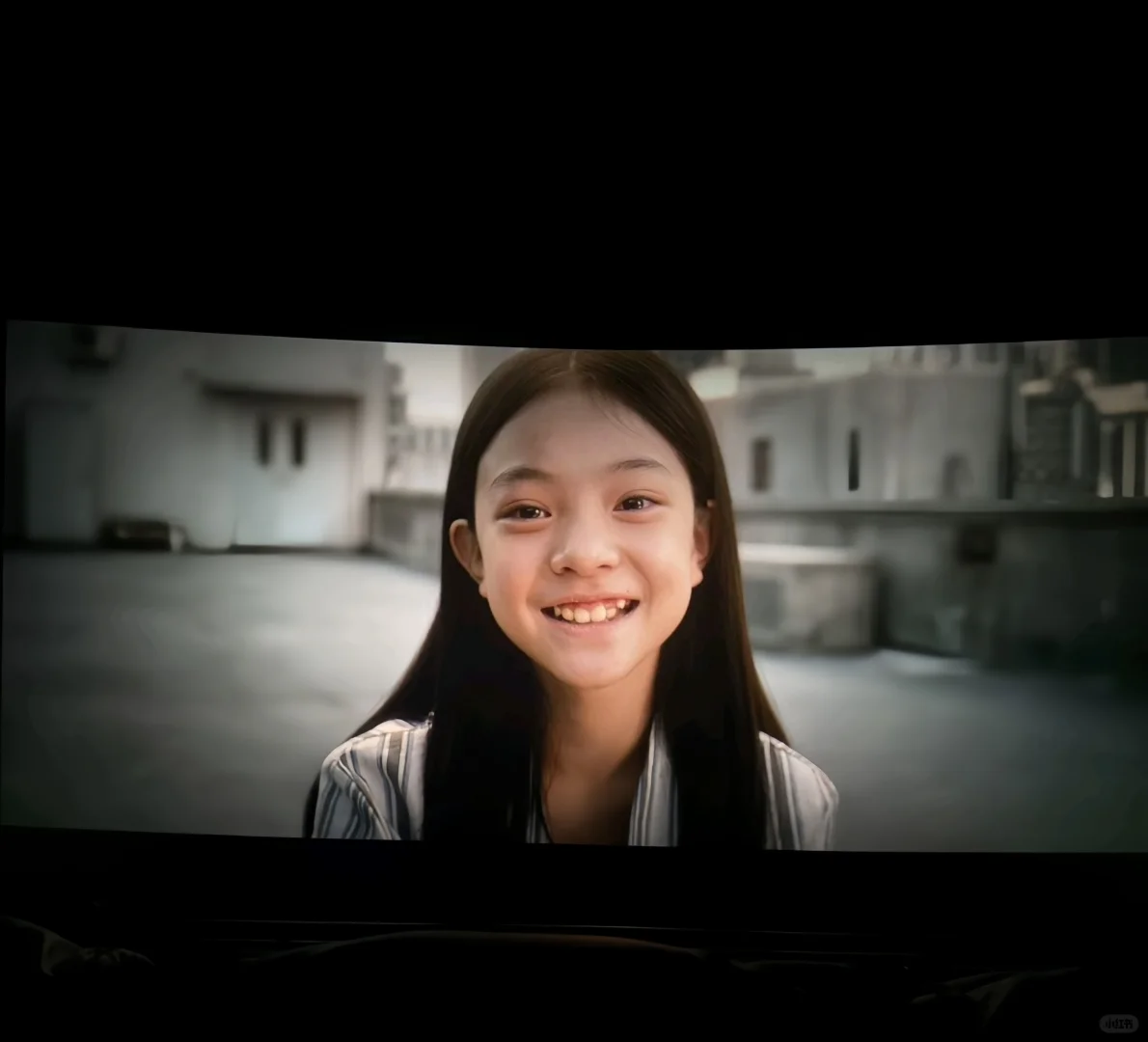 “这个世界不是非黑即白的”