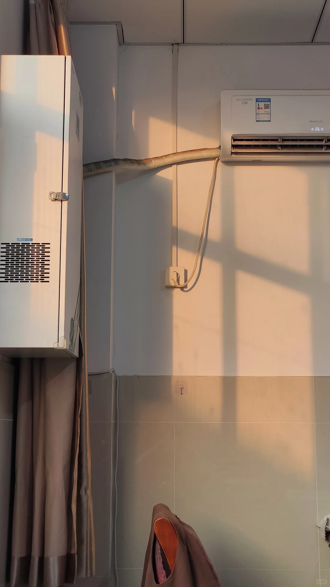 是盛夏，是蝉鸣，是并肩向前的家人