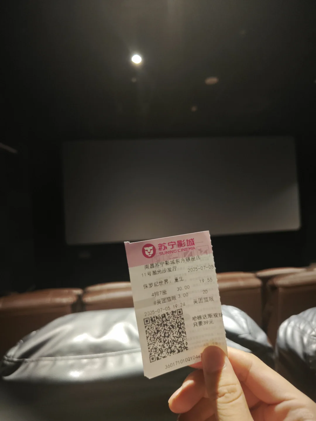 侏罗纪重生 不错的电影