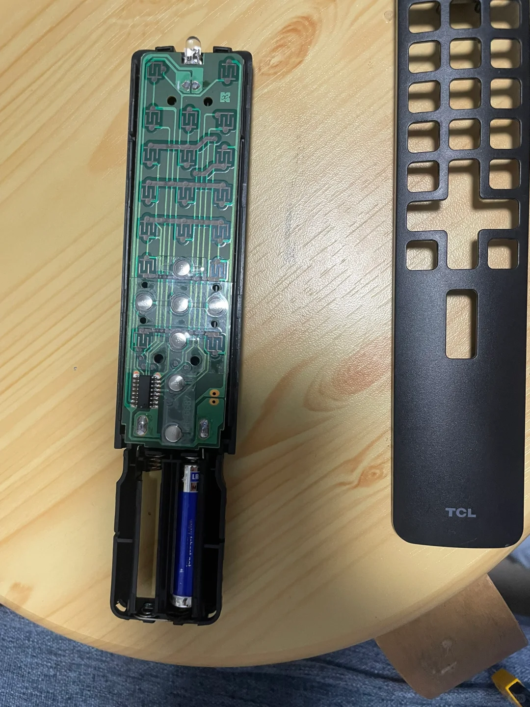 和我一起来拼装电视遥控吧🥳