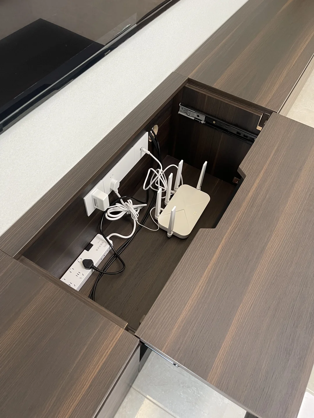 ✨ 电视柜理线天花板！抽屉式走线盒 yyds！ 👏