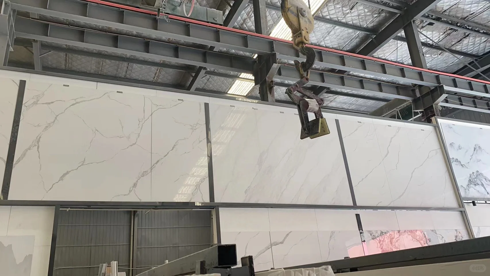 电视背景墙初具雏形