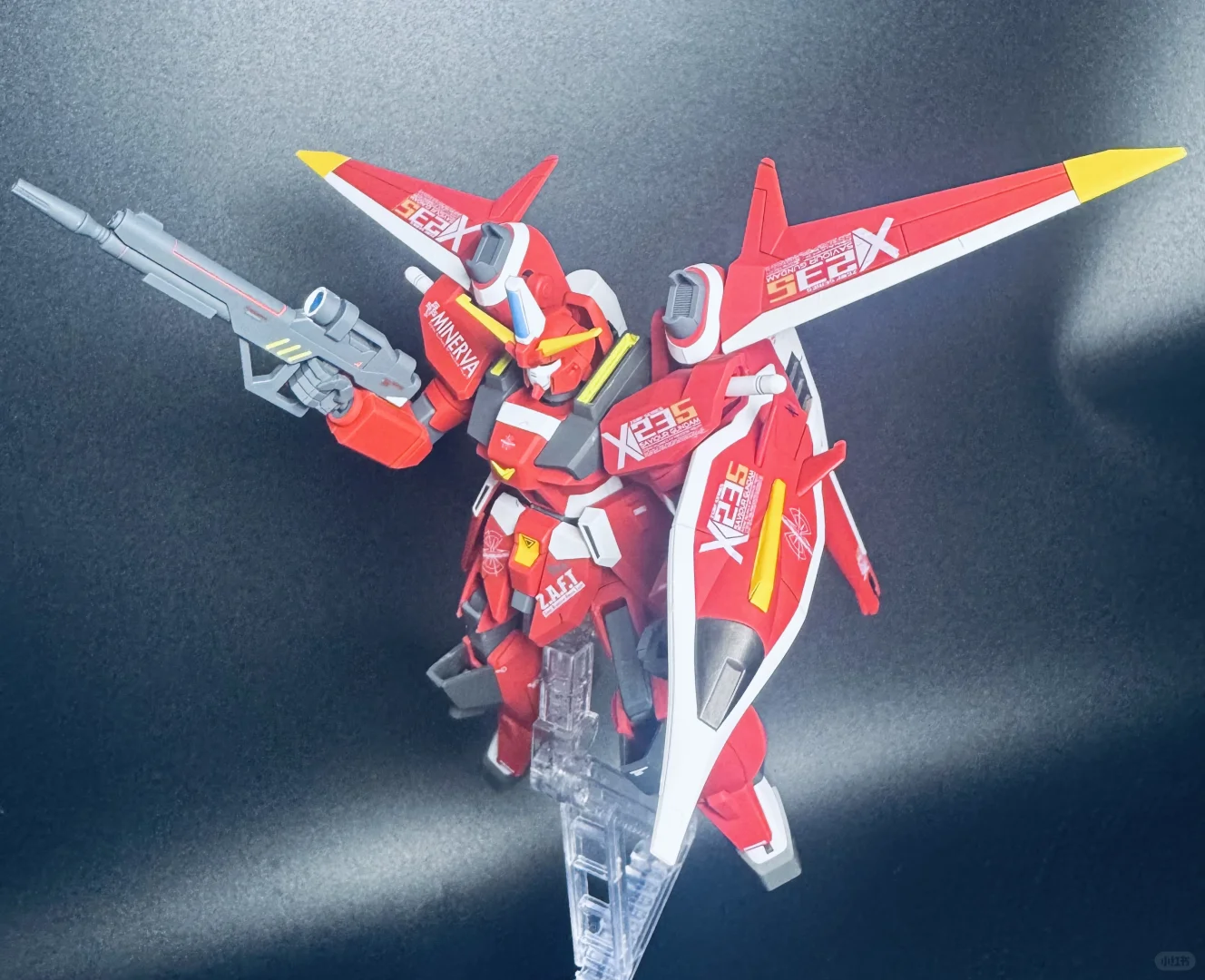 30.万代HG救世主高达