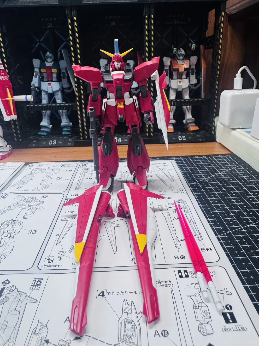 30.万代HG救世主高达