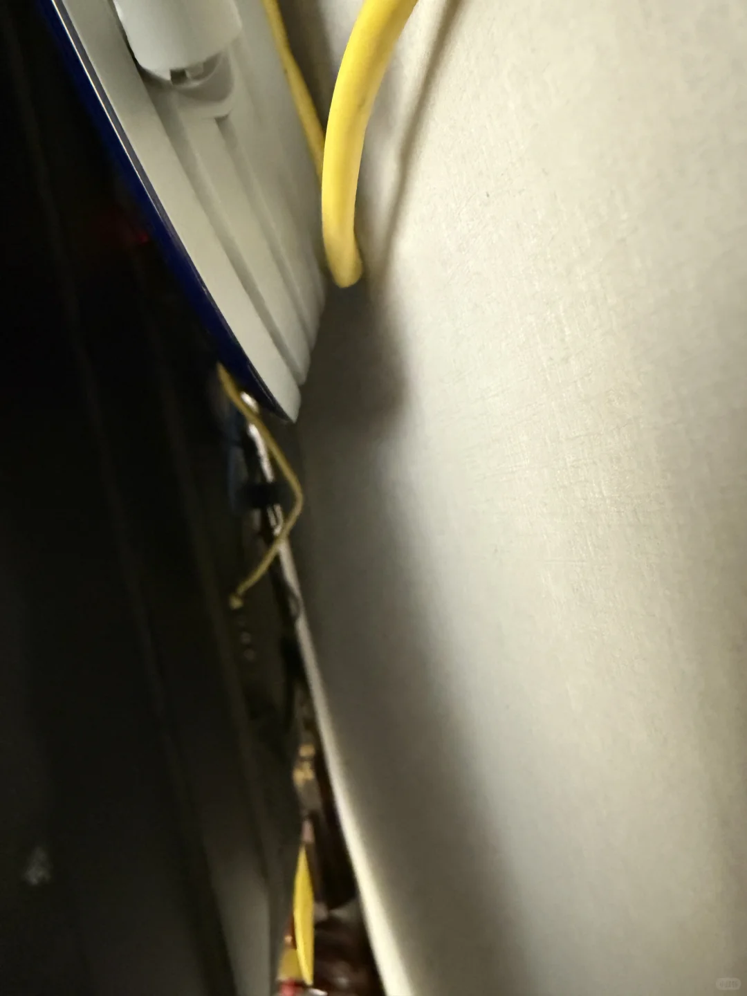 求救 电视一关家里就没网