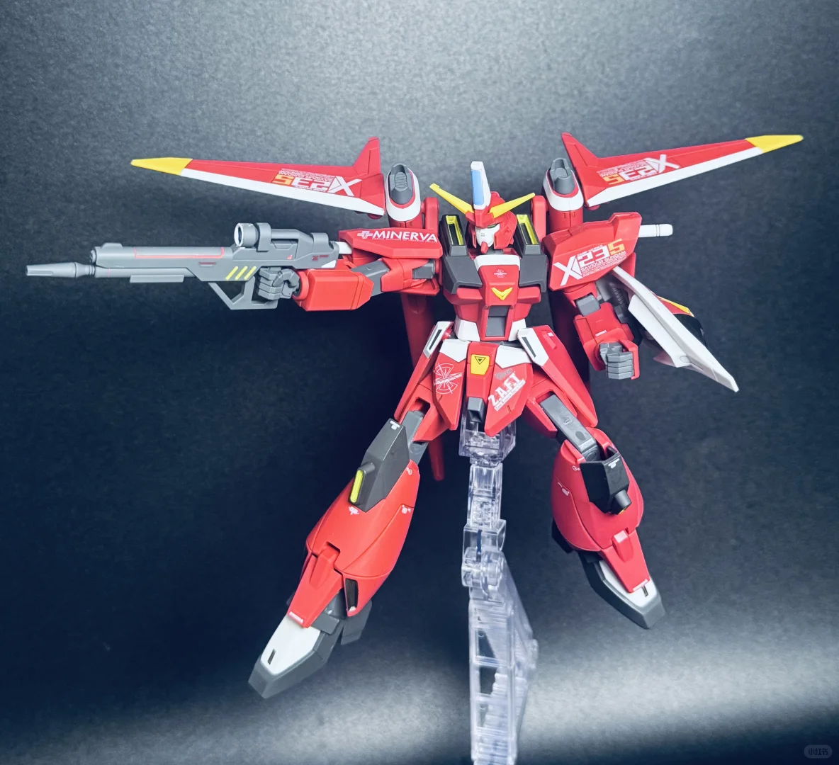 30.万代HG救世主高达