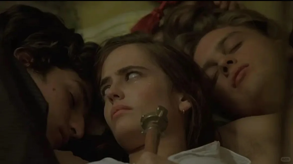 男生必看！这部「疯批」神片，满足你所有的幻想