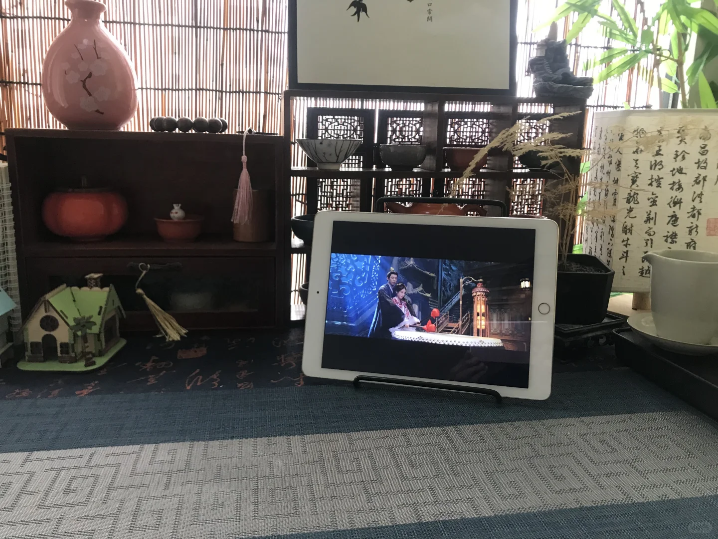 正在用～满足想要👀剧的所有要求