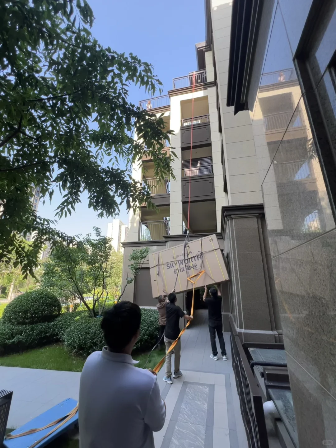 为了🍎盒子，再艰难也要把你拉上来😡👊