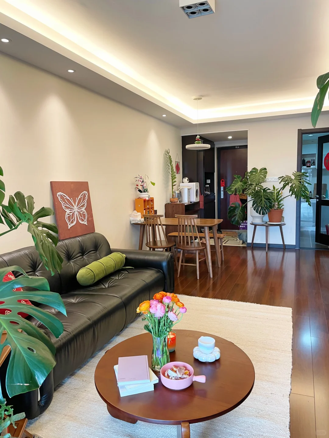 这个看起来很贵的电视，其实才3000元