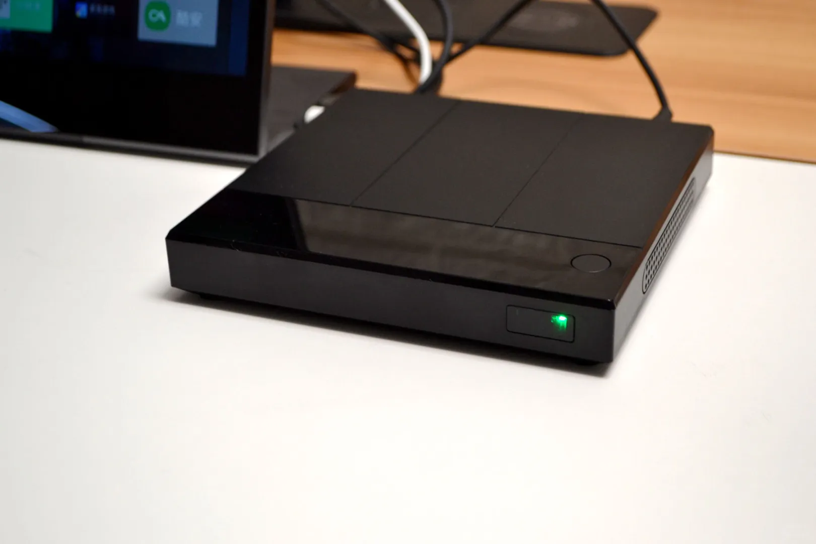 500 多的骁龙 8 Gen1 魔改盒子，比手机还香