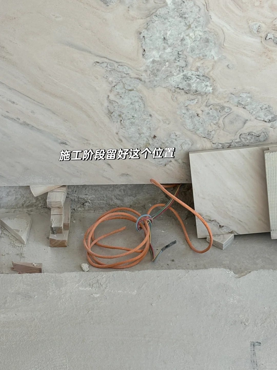 久等啦～三星画壁电视搭配壁炉尺寸分享