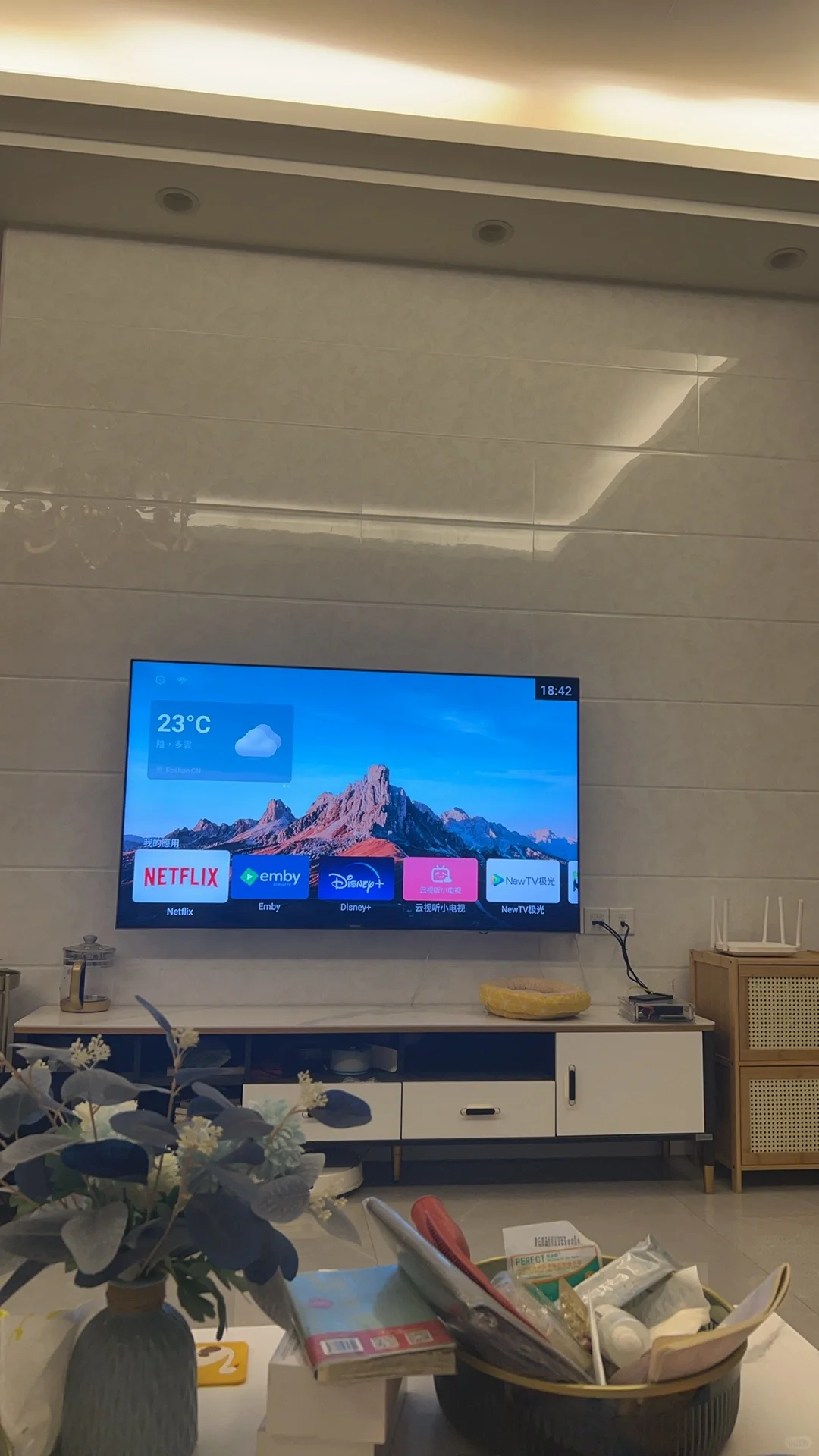 终于把丑陋的电视UI换掉了