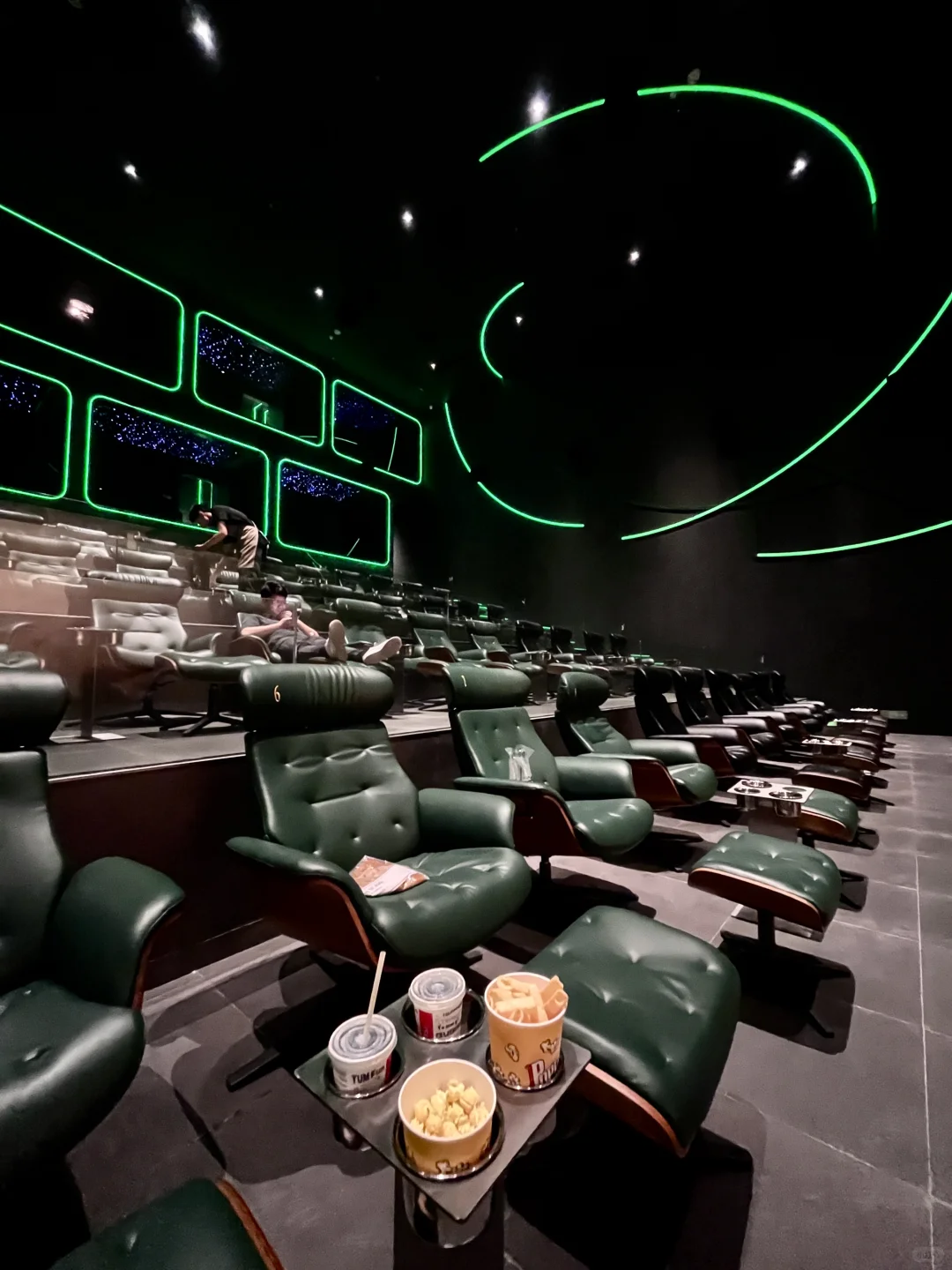 东莞坠美电影院，巨出片‼️好看快去...