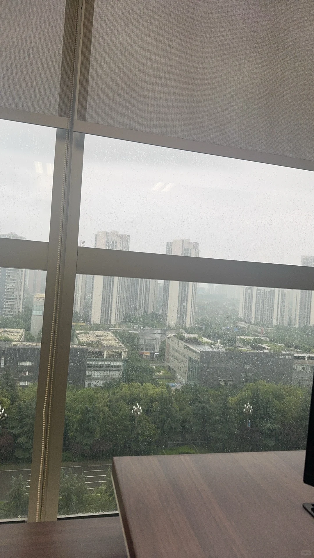 成都需要一名兼职夜班客服2000+