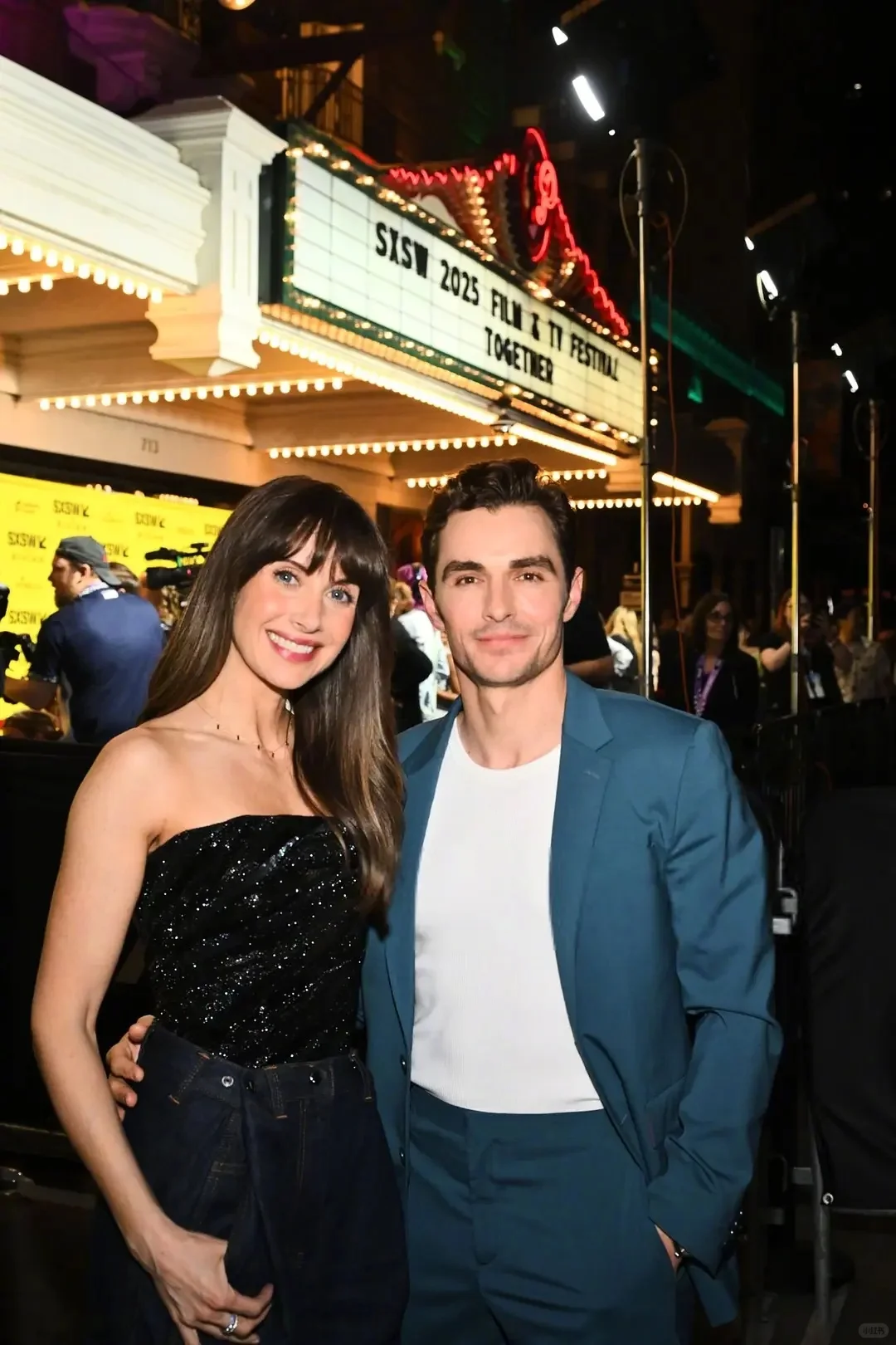 真夫妻演大尺度❗❗R级新片上线