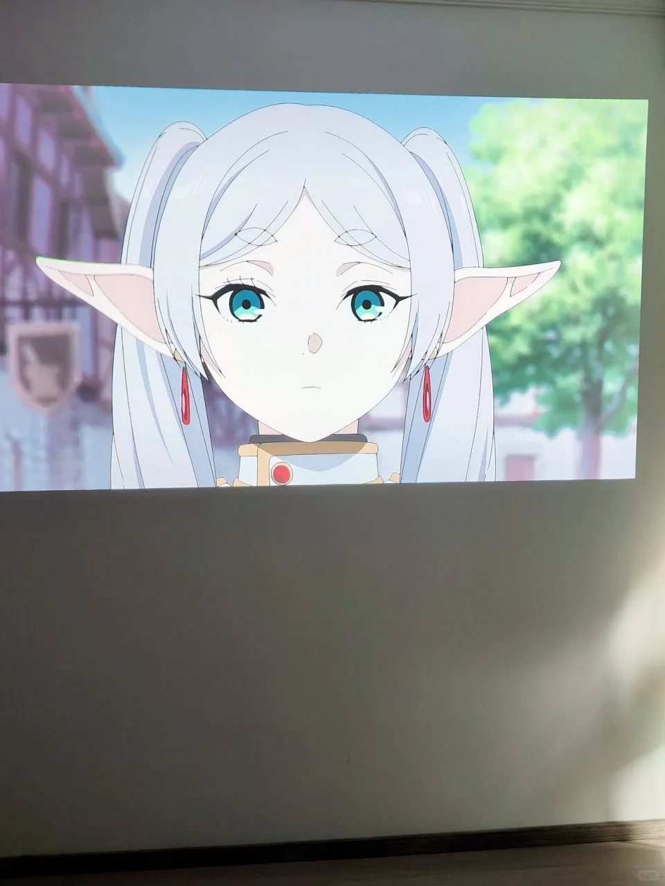 说好的巨幕咋成平板了