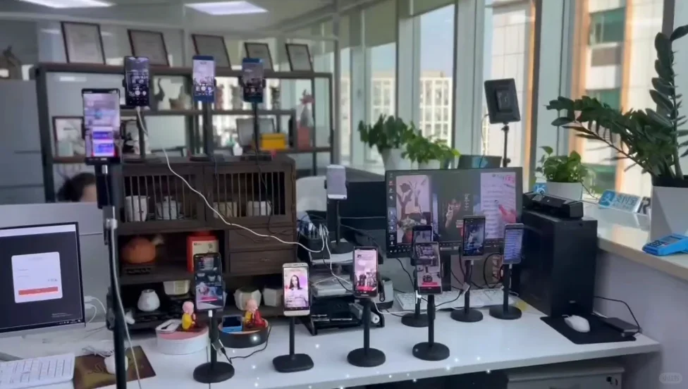 普通设备 + 无人直播软件，轻松出单新体验