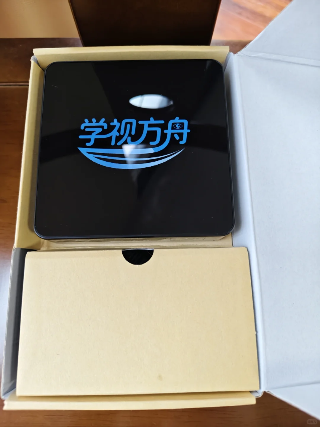 电视机顶盒太猛了，插上就和付费VIP说拜拜