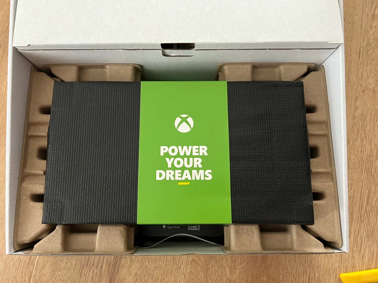 新买的电视机盒子到啦 开心