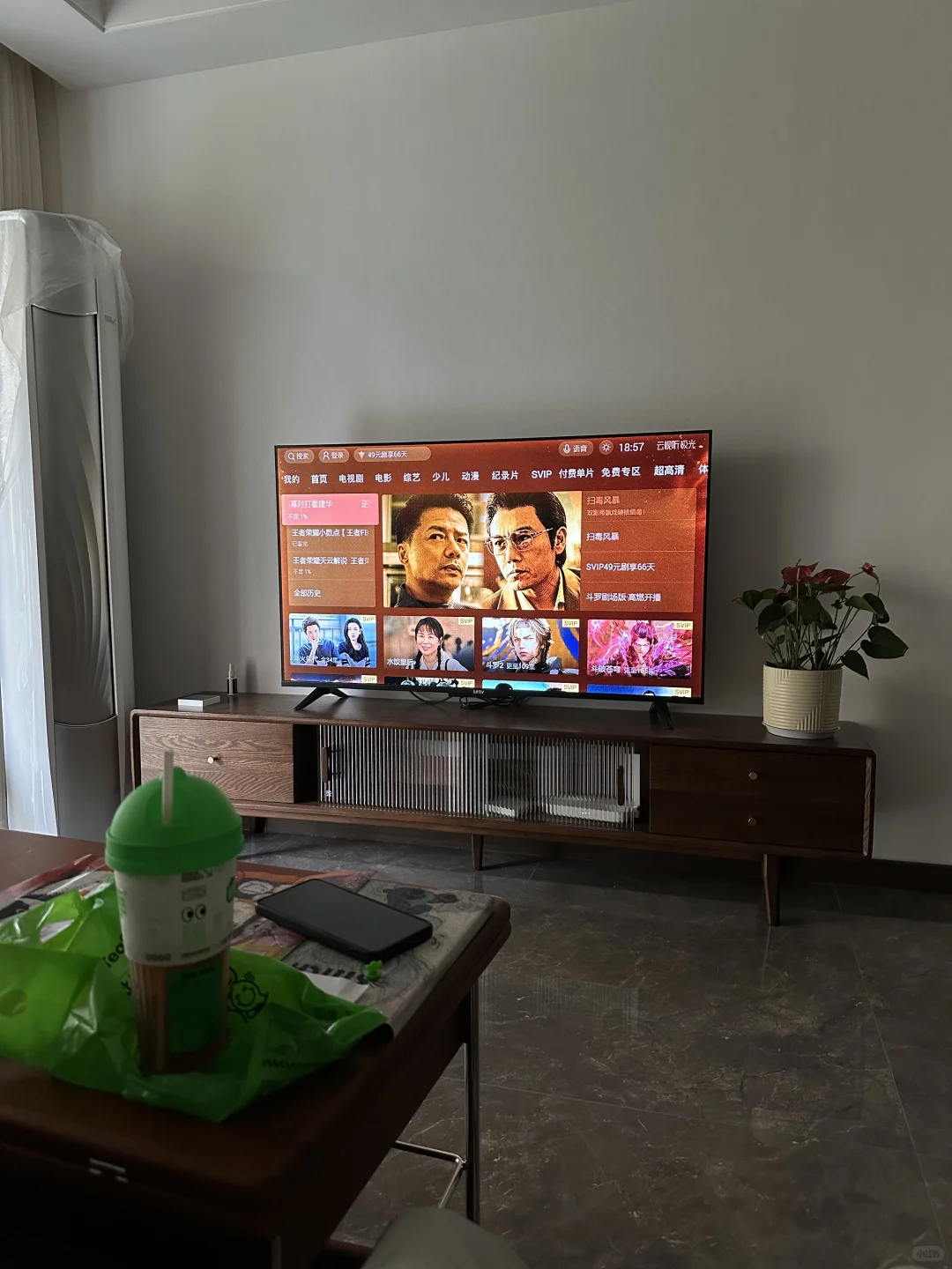 电视买来像摆饰，有什么好的投屏办法呀