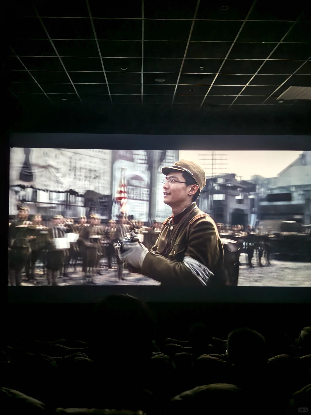 我们不是观众，而是幸存者！