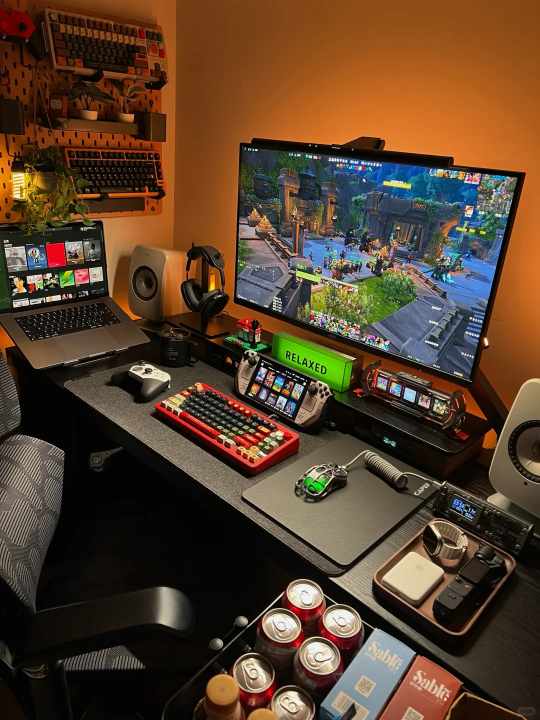 老婆让我换个游戏玩，这个已经看了十年了！