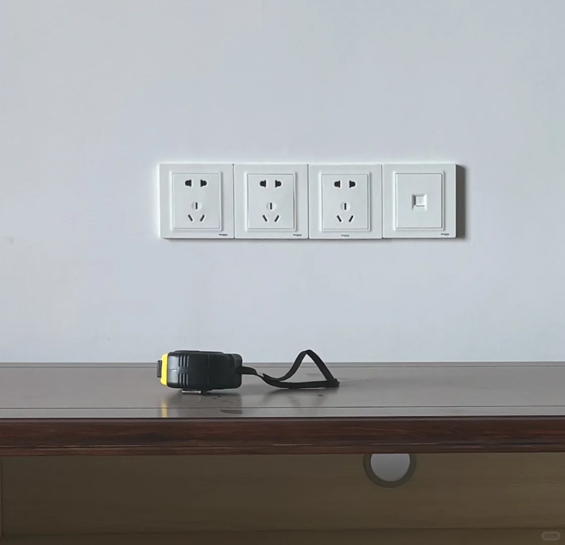 创维A7F85寸壁纸电视无缝挂墙