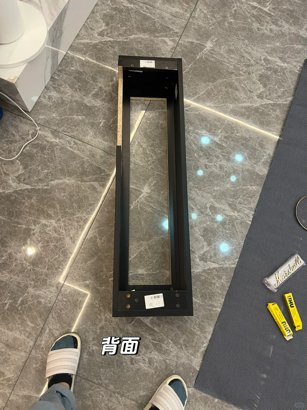 轻而易橘I50块让电视柜的插座路由器消失了