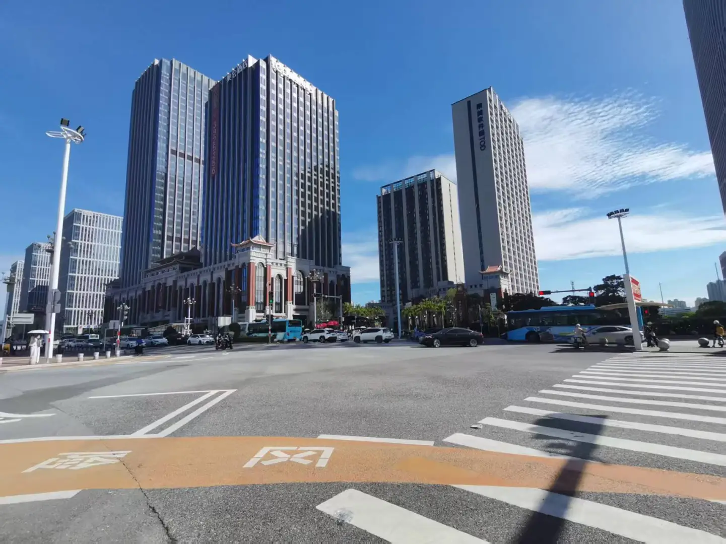 办公室为什么要找软三，欢迎咨询免费带看