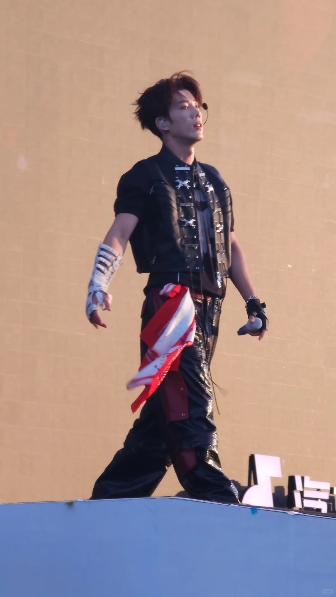 许愿亲签@汽水音乐APP |鹭卓