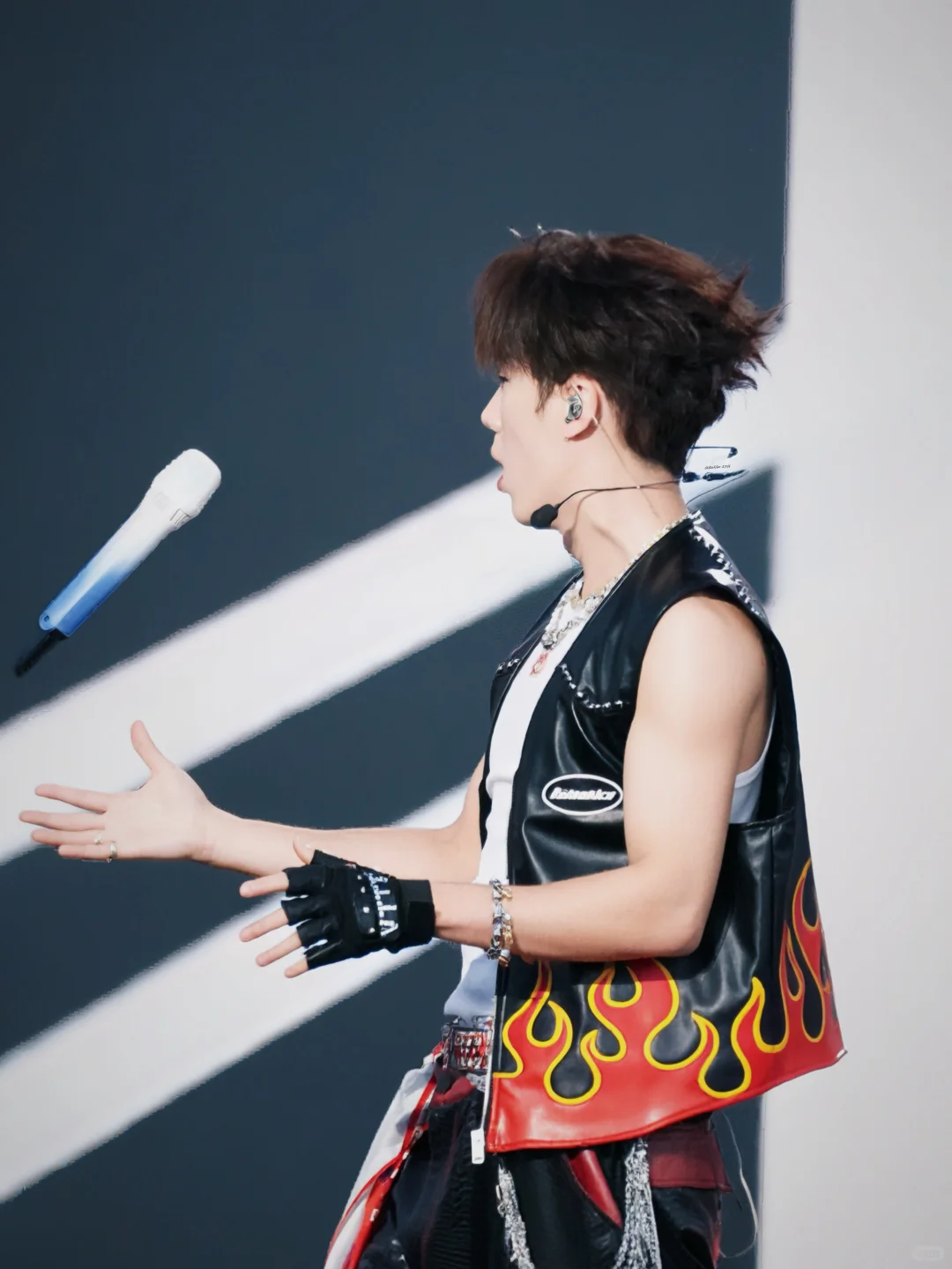 许愿亲签@汽水音乐APP| 鹭卓