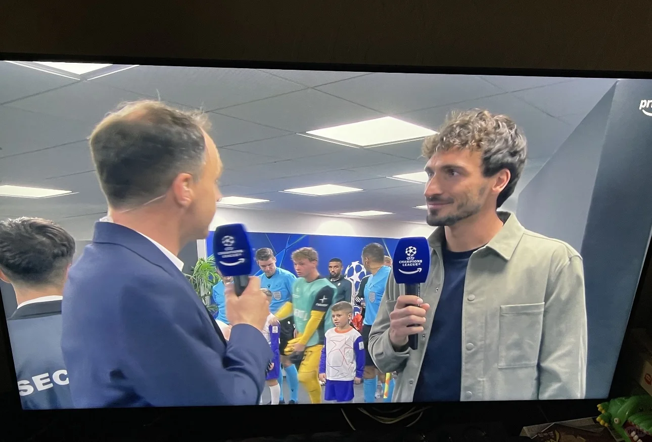 国外党看欧冠：边煮面边追逆转太爽！