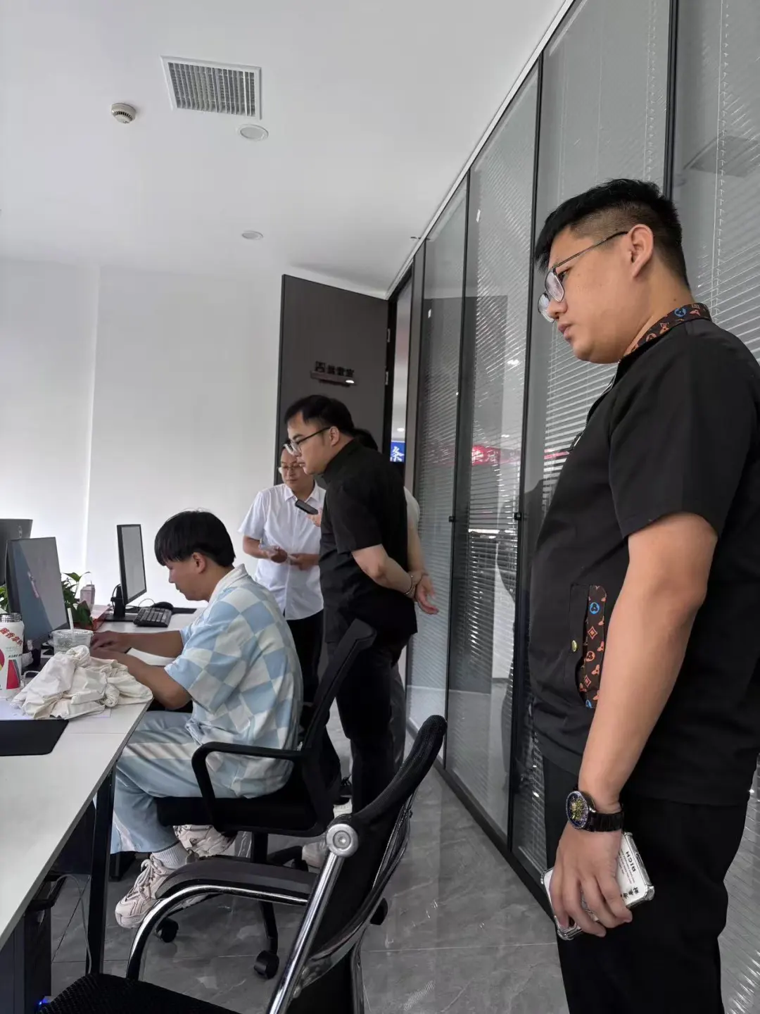 在厦门 来了神秘大佬！强强联手 未来可期