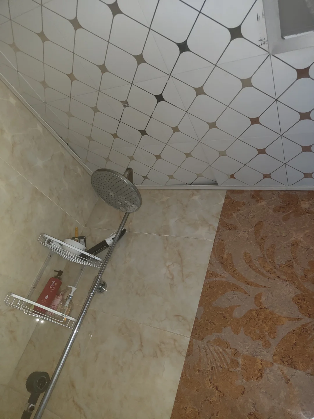 电视线抽不动光纤进不来，拆了n个天花