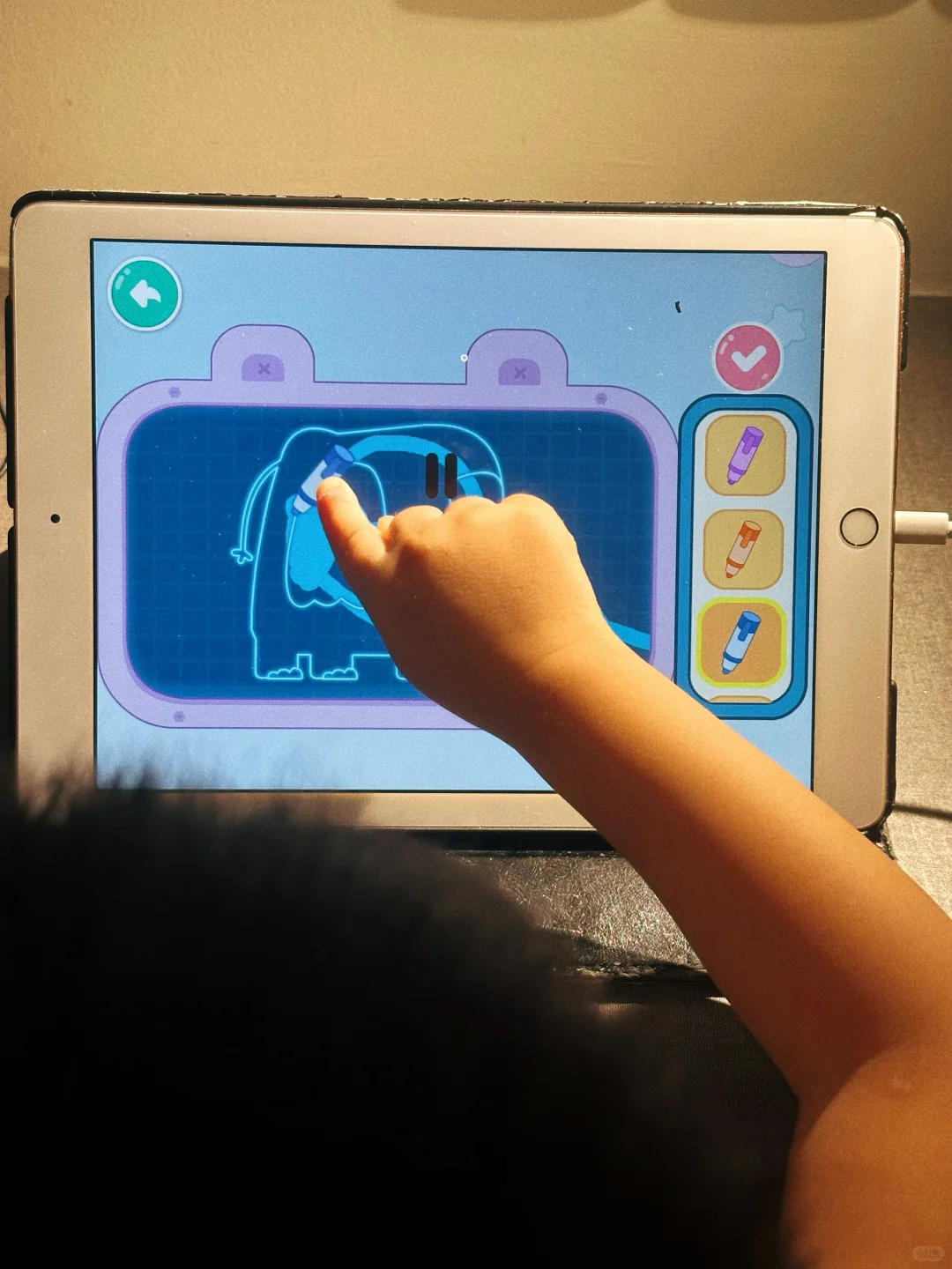 👶30月龄的电子游戏时间