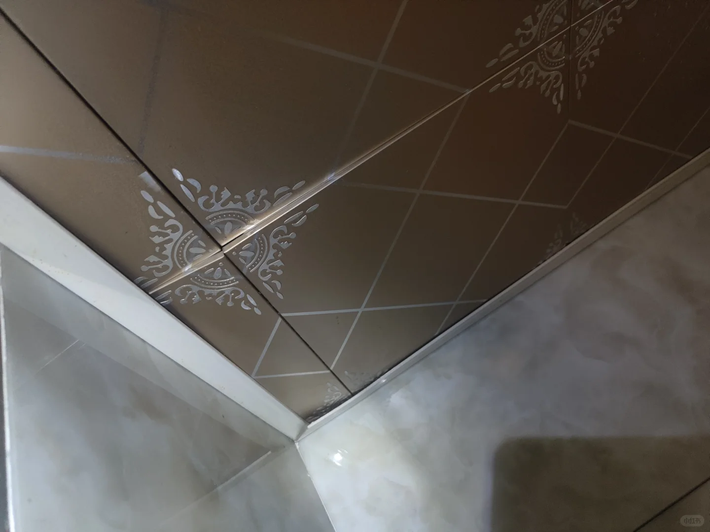 电视线抽不动光纤进不来，拆了n个天花