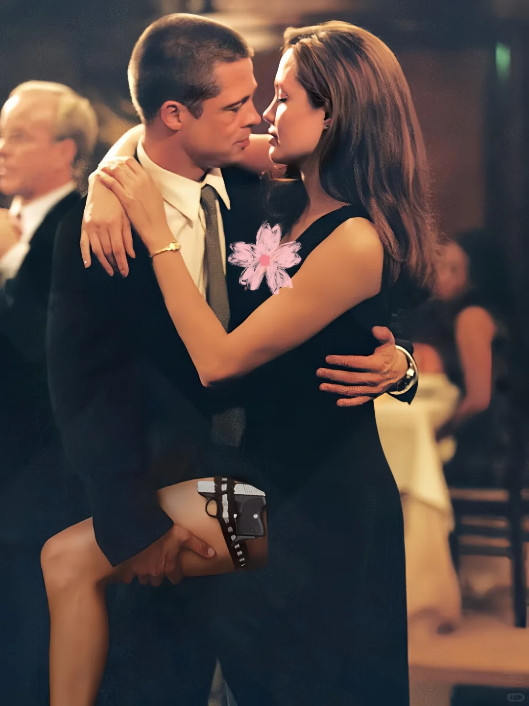 这部电影最正确的不是编剧而是找了他们来演