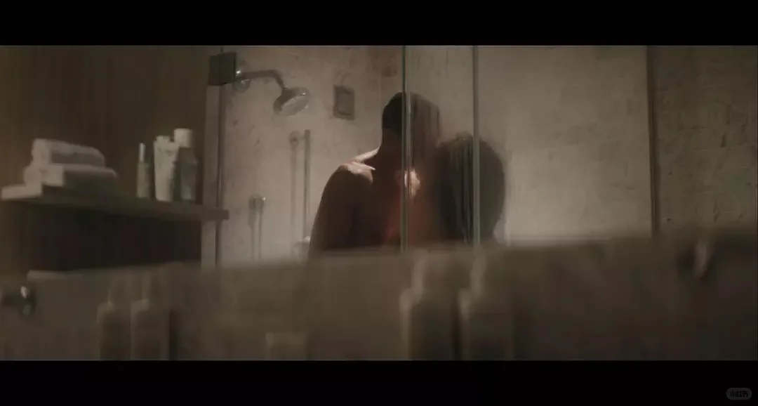 新片推荐: 《鸟与蜜蜂》有尺度❗