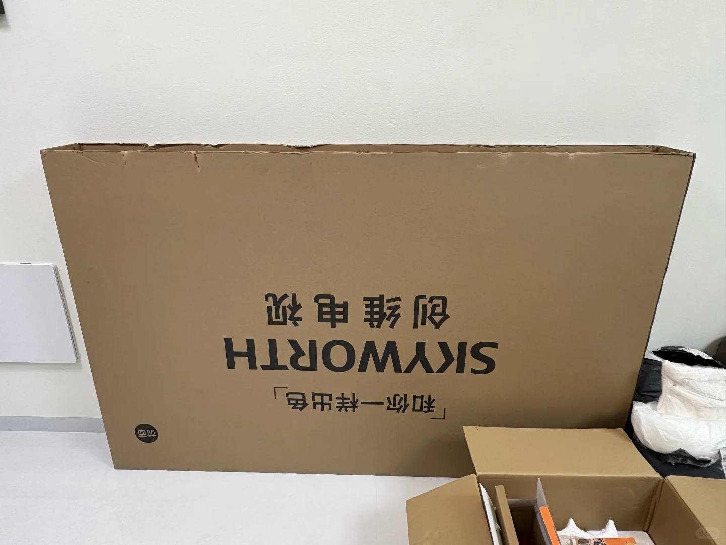 又要电视机拆的纸箱📦盒子没