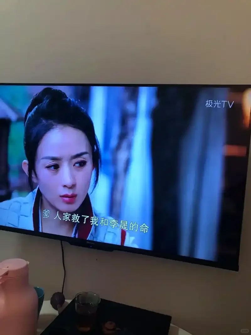 云视听极光简直是居家追剧 “梦中情卡”