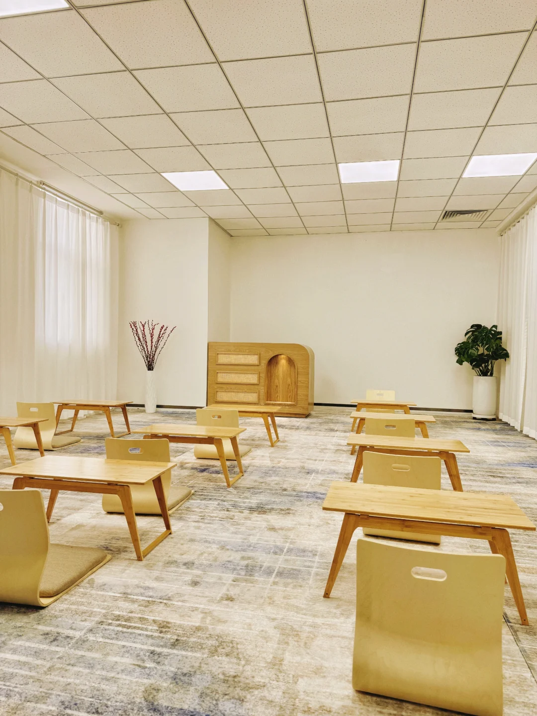 来啦来啦，我们来啦