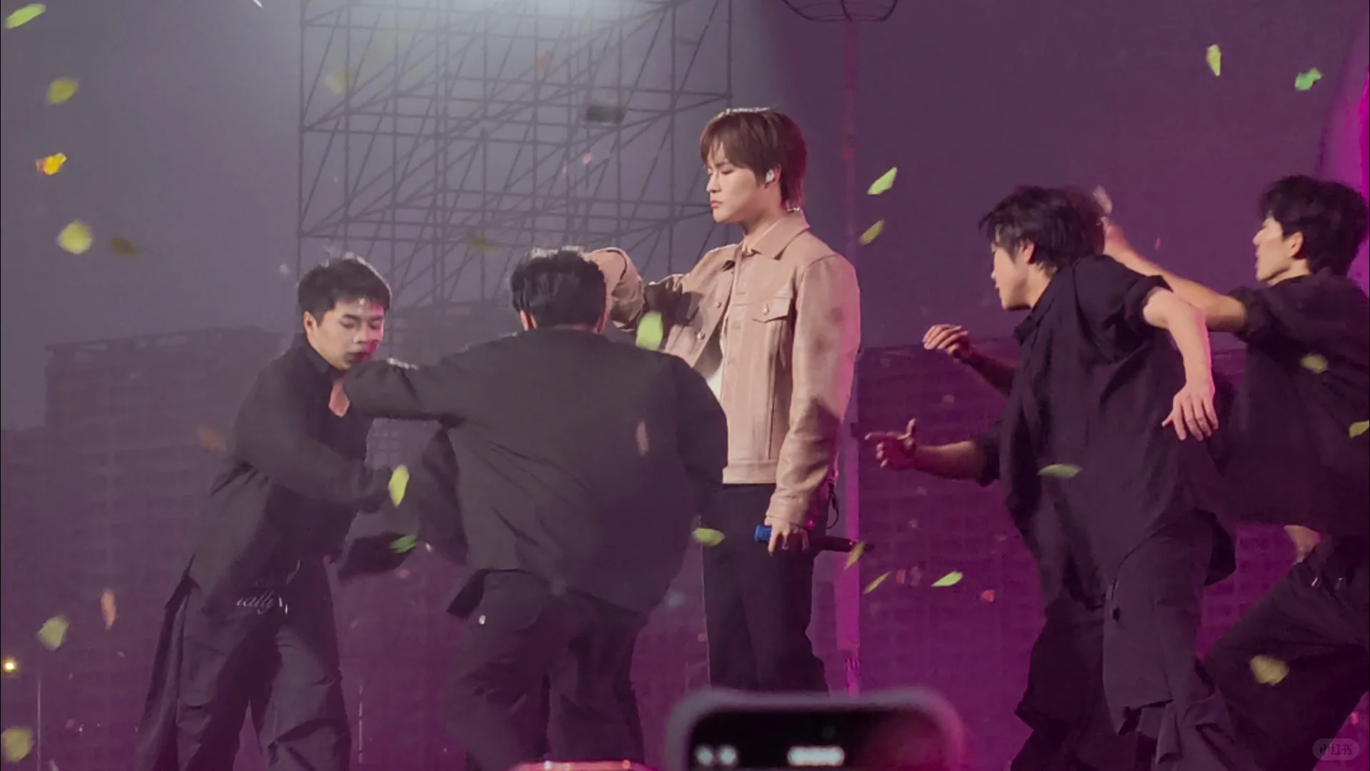 一定要多参加音乐节啊！