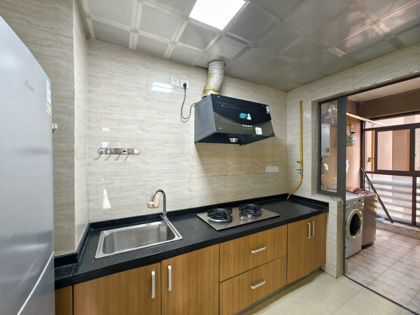 天府五街银泰城套3双卫🉑月付🉑免押